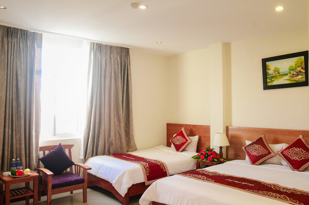 Starlet Hotel Danang Extérieur photo