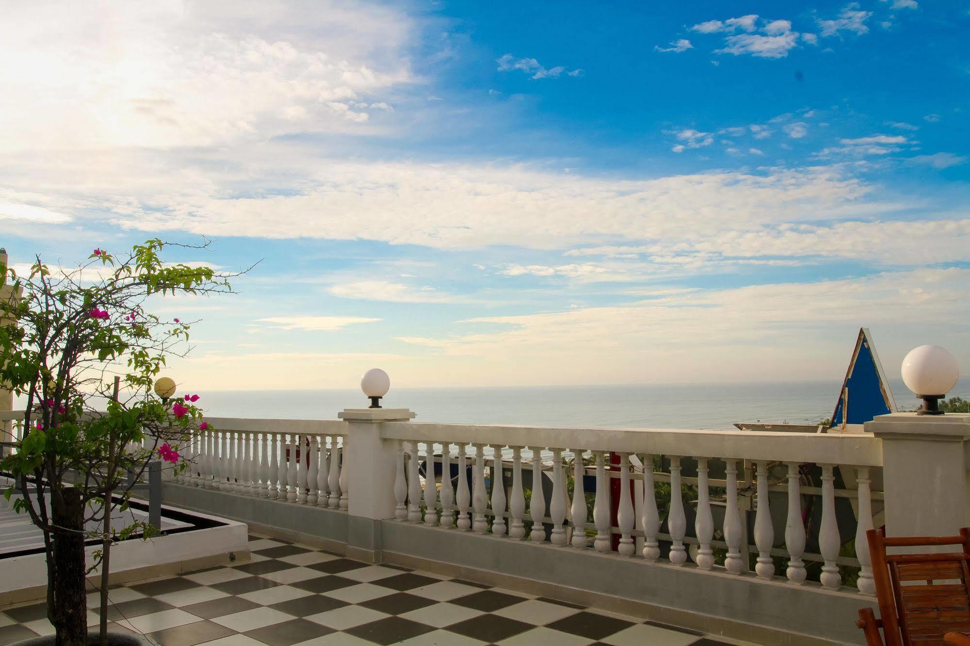 Starlet Hotel Danang Extérieur photo
