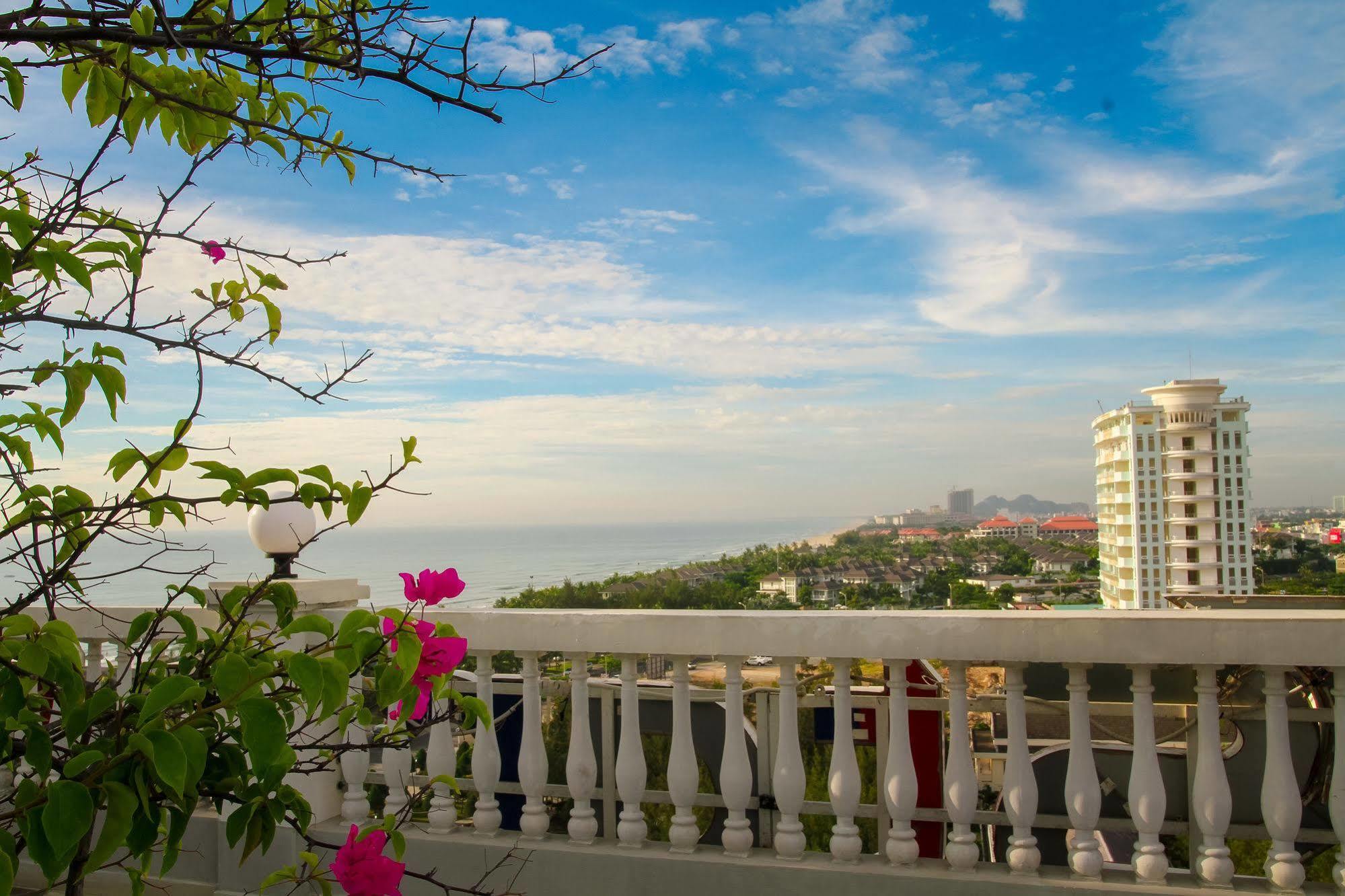 Starlet Hotel Danang Extérieur photo