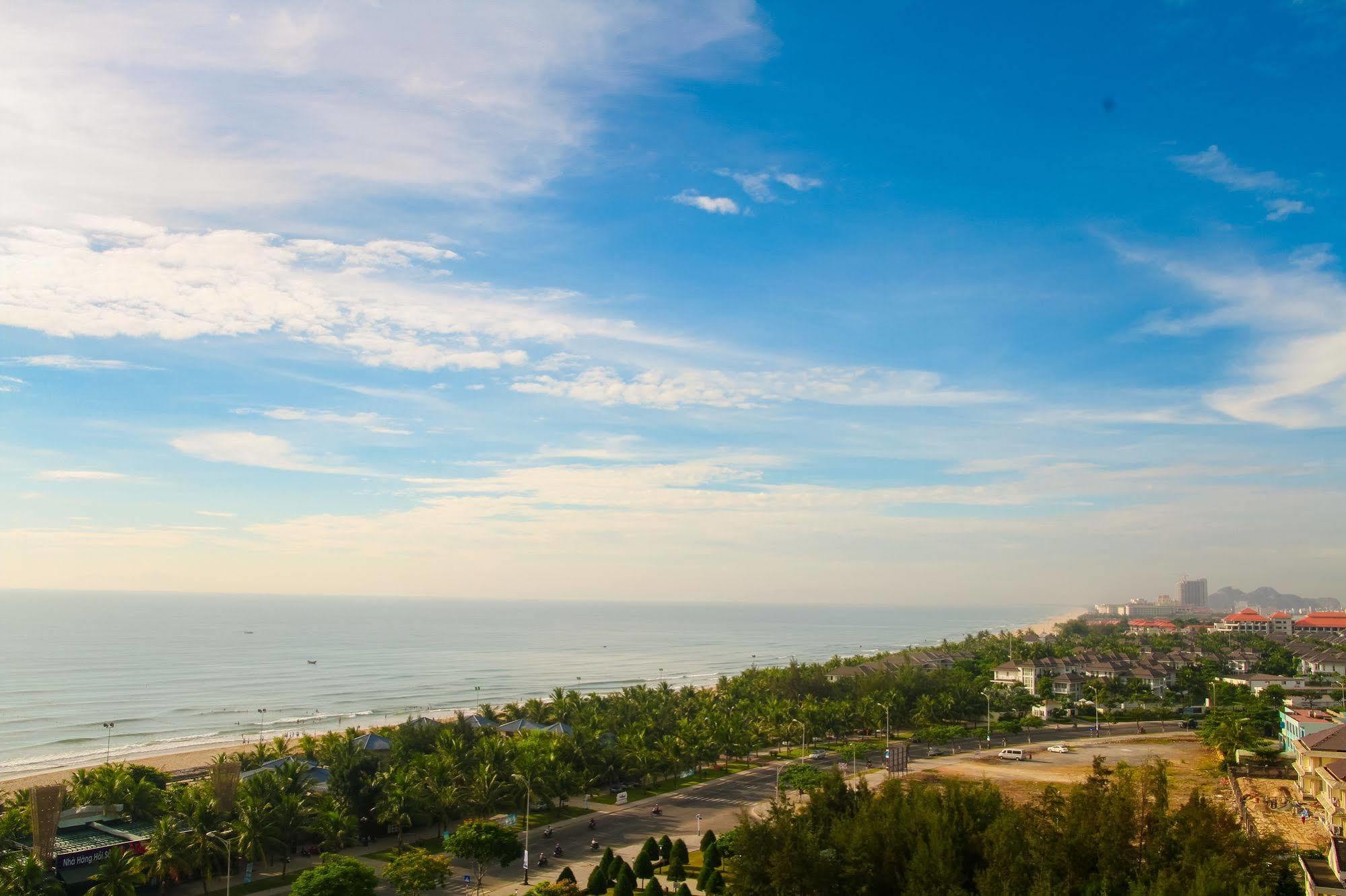Starlet Hotel Danang Extérieur photo
