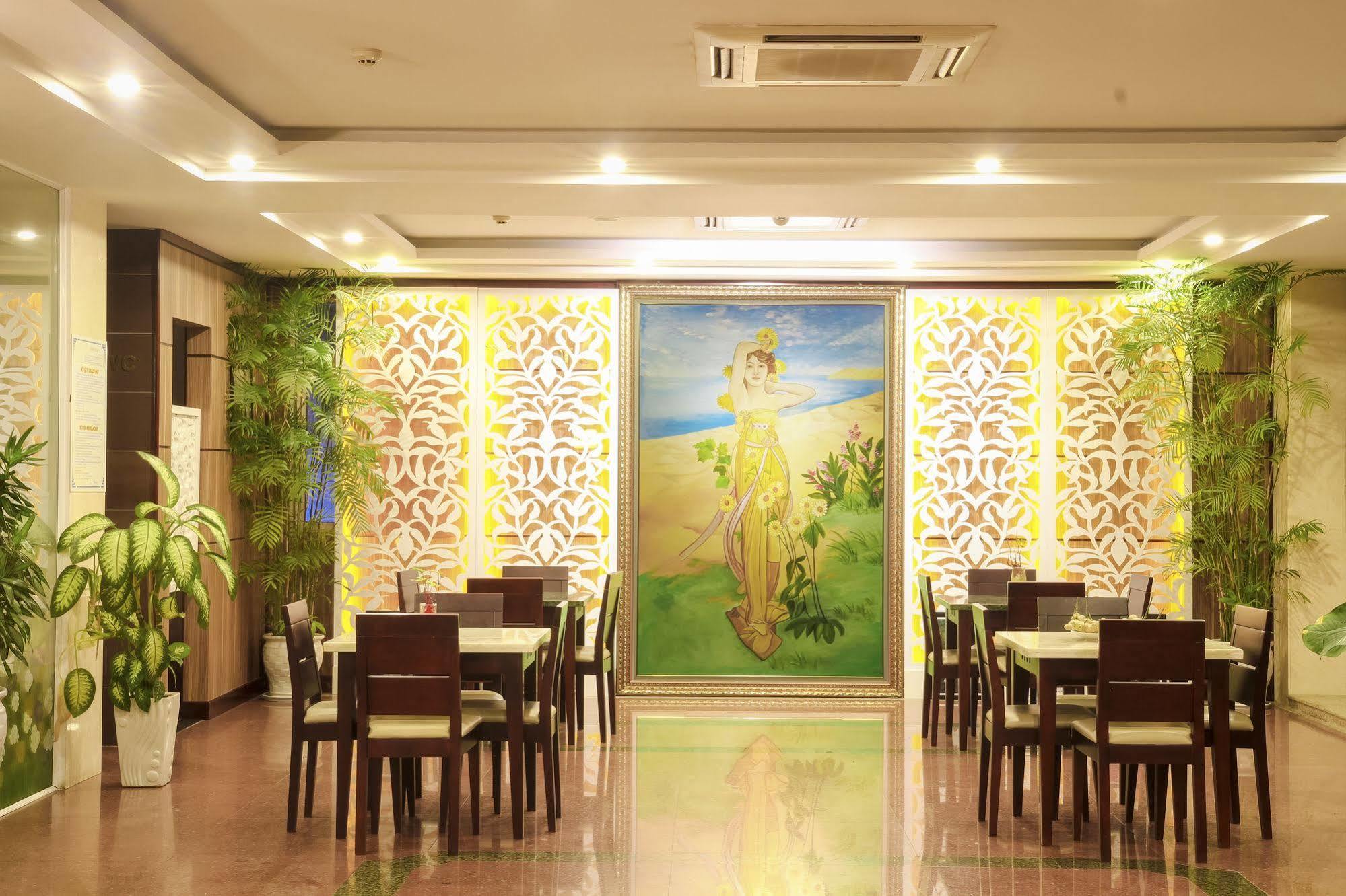 Starlet Hotel Danang Extérieur photo