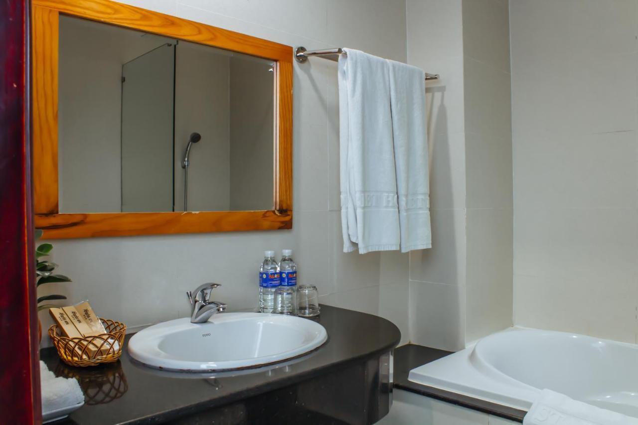 Starlet Hotel Danang Extérieur photo